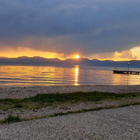 Verde & Lago Appartamento Vicino Al Lago Di Garda Calcinato Eksteriør billede