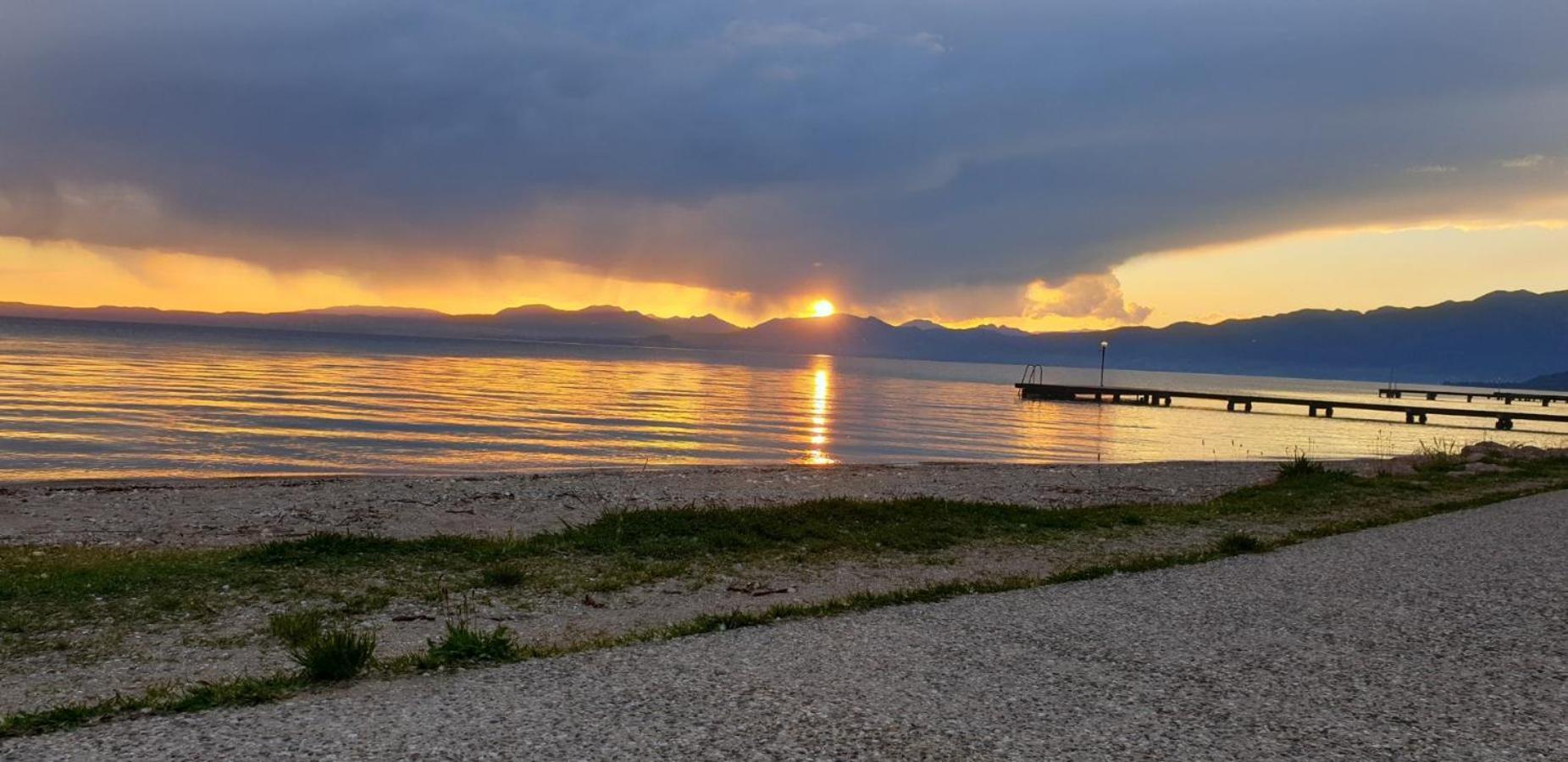 Verde & Lago Appartamento Vicino Al Lago Di Garda Calcinato Eksteriør billede